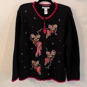 Casual Corner Christmas Sweater Size Medium Black Red Reindeer Zip Front